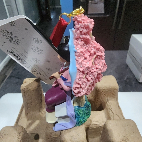 Disney Mulan Ornament - Picture 4 of 4